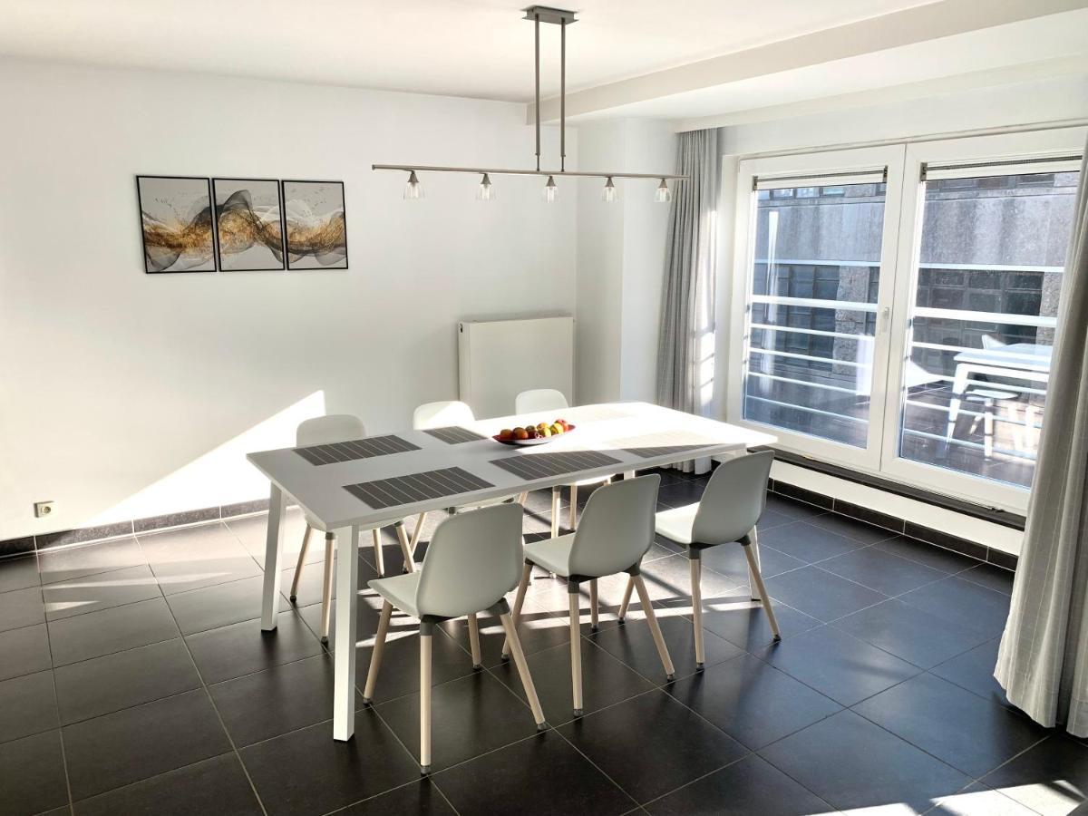 Vakantieappartement Emiel Centrum Oostende Met Garage Luaran gambar