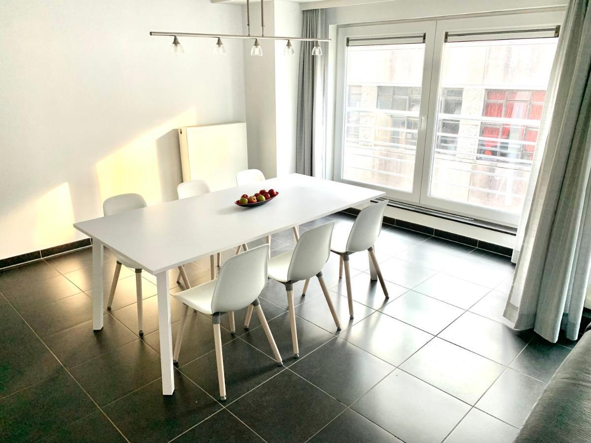 Vakantieappartement Emiel Centrum Oostende Met Garage Luaran gambar