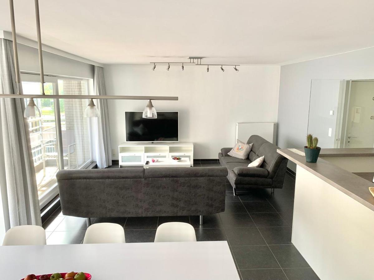 Vakantieappartement Emiel Centrum Oostende Met Garage Luaran gambar