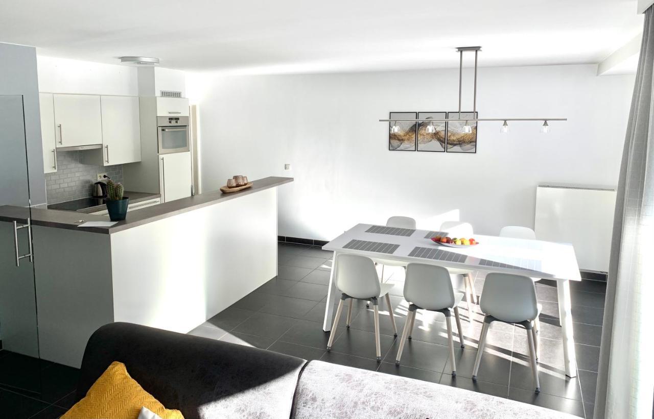 Vakantieappartement Emiel Centrum Oostende Met Garage Luaran gambar