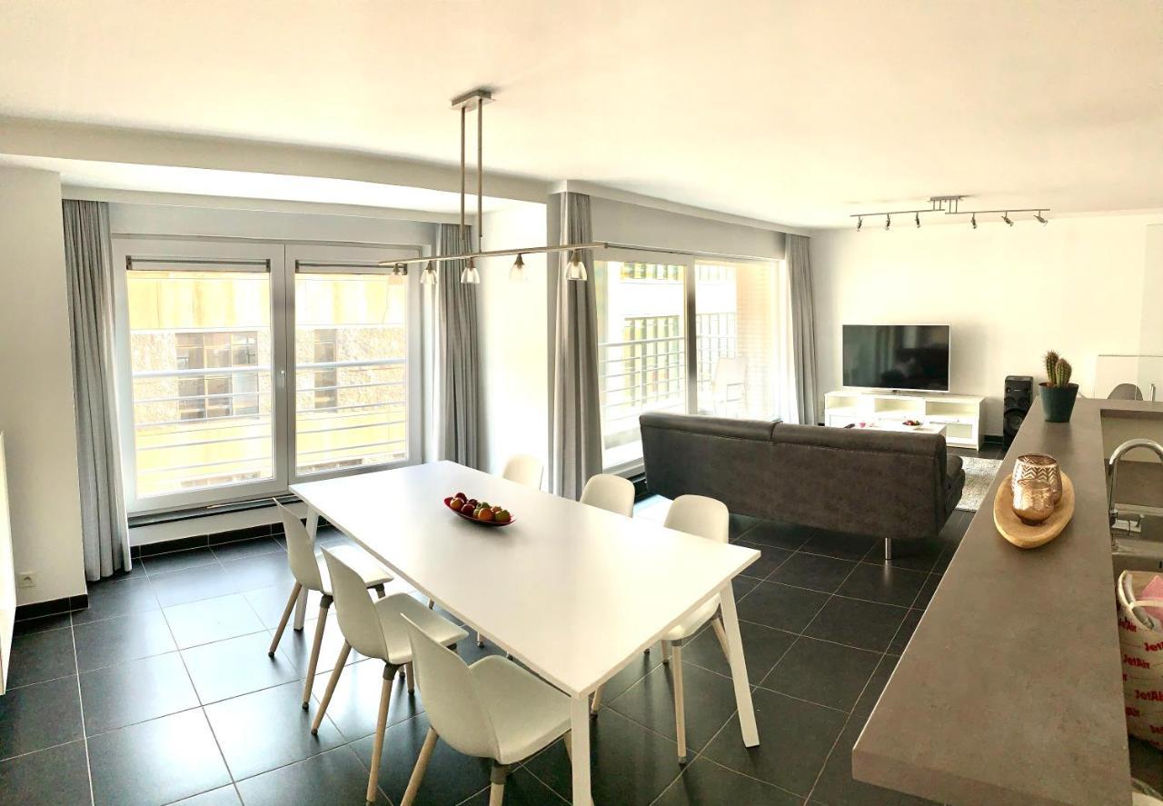 Vakantieappartement Emiel Centrum Oostende Met Garage Luaran gambar
