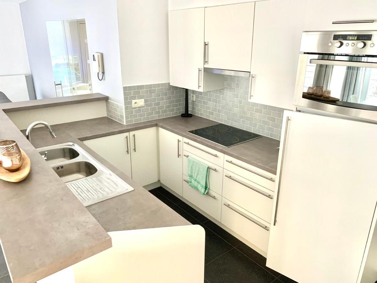 Vakantieappartement Emiel Centrum Oostende Met Garage Luaran gambar