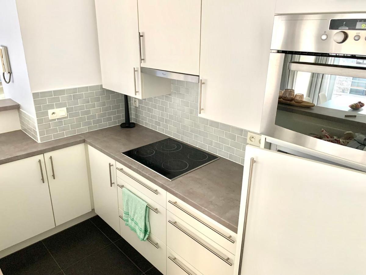 Vakantieappartement Emiel Centrum Oostende Met Garage Luaran gambar